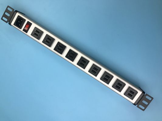 गुणवत्ता  Smart 18 Dual Port Usb Power Strip For IPads / IPhones / Smart Phone 5VDC 2.1A फैक्टरी